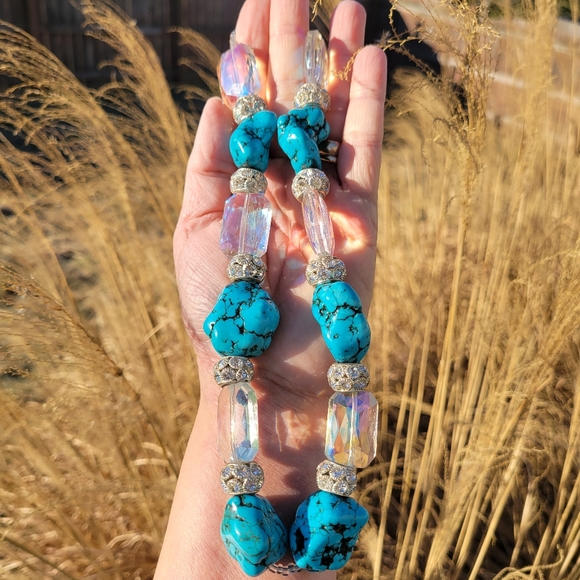 Stunning Beachy Glam Faux Turquoise & Sparkly Bauble Necklace ~ Wow! - Picture 2 of 16